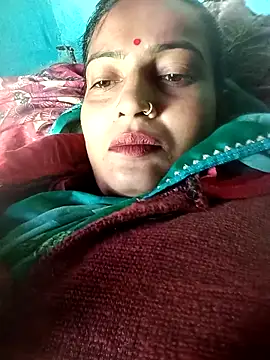 Snapshot of Hot_chinkiji chatting on 11/28/25, 06:49 Hot chinkiji online show from 11/28/25, 06:49