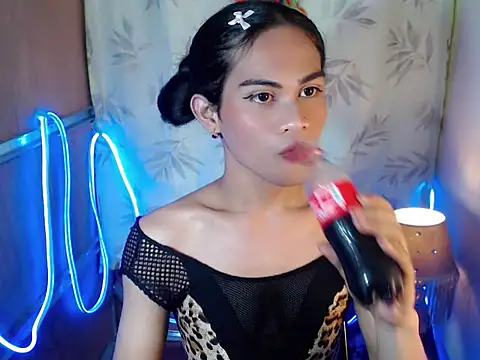 Snapshot of bellalot chatting on 02/05/26, 07:24 bellalot online show from 02/05/26, 07:24