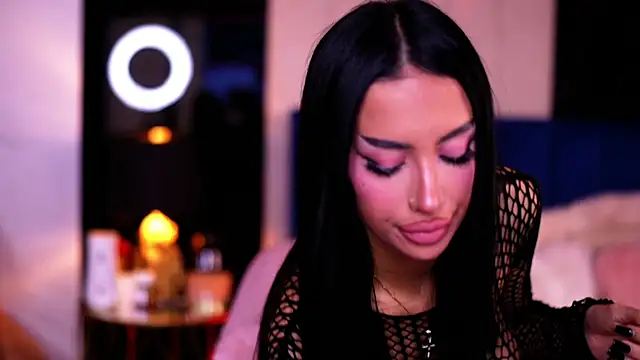 KimNatty online show from 10/22/25, 02:06