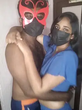 Snapshot of 00USER chatting on 12/16/25, 10:04 00USER online show from 12/16/25, 10:04