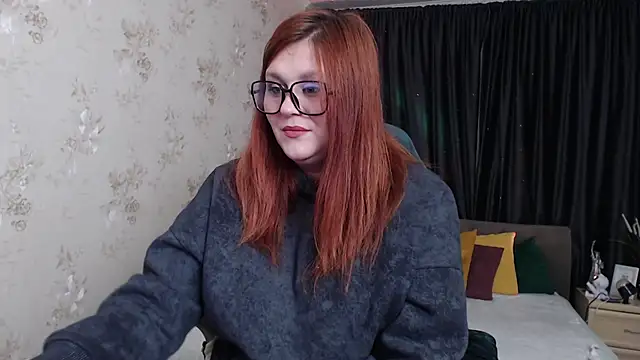 Snapshot of Alisawoods_ chatting on 10/28/25, 07:27 Alisawoods online show from 10/28/25, 07:27