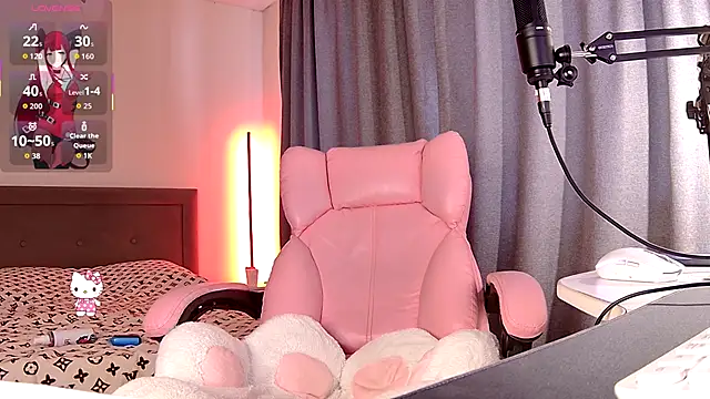 Snapshot of midwestemoqueen chatting on 11/24/25, 07:08 midwestemoqueen online show from 11/24/25, 07:08