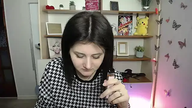 Katrin kiss  online show from 04/24/26, 12:29