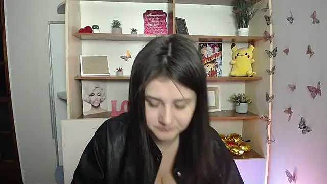 Katrin kiss  online show from 06/01/26, 11:01