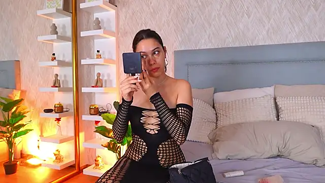 Snapshot of Sofy_Bradd chatting on 06/04/26, 05:24 Sofy Bradd online show from 06/04/26, 05:24