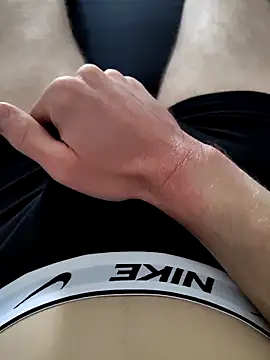 Snapshot of _-neo-_ chatting on 11/09/25, 12:14 -neo- online show from 11/09/25, 12:14