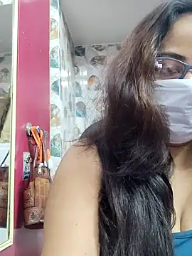 nisha 1110 online show from 12/17/25, 01:39