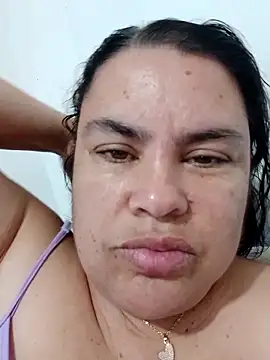 yaneth  online show from 11/29/25, 12:46