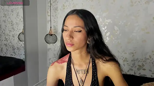 Snapshot of MegannBabby chatting on 11/20/25, 07:57 MegannBabby online show from 11/20/25, 07:57