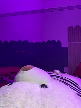 yang-2269 online show from 07/02/26, 10:27