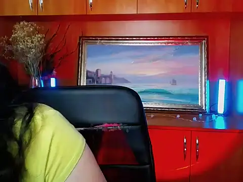 Snapshot of LadyAlice_ chatting on 02/18/26, 07:04 LadyAlice online show from 02/18/26, 07:04