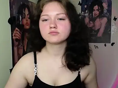 Snapshot of LadyAlice_ chatting on 05/16/26, 06:21 LadyAlice online show from 05/16/26, 06:21