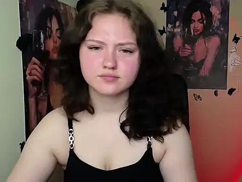 Snapshot of LadyAlice_ chatting on 05/16/26, 06:43 LadyAlice online show from 05/16/26, 06:43