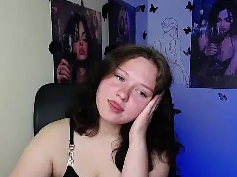 Snapshot of LadyAlice_ chatting on 06/22/26, 05:48 LadyAlice online show from 06/22/26, 05:48