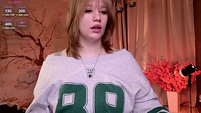 Morvelyn online show from 11/20/25, 07:02