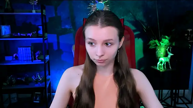 JulieDaniel online show from 05/08/26, 04:18