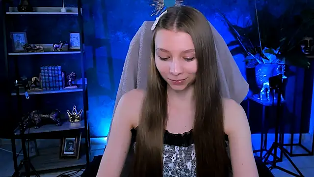 JulieDaniel online show from 06/18/26, 09:14