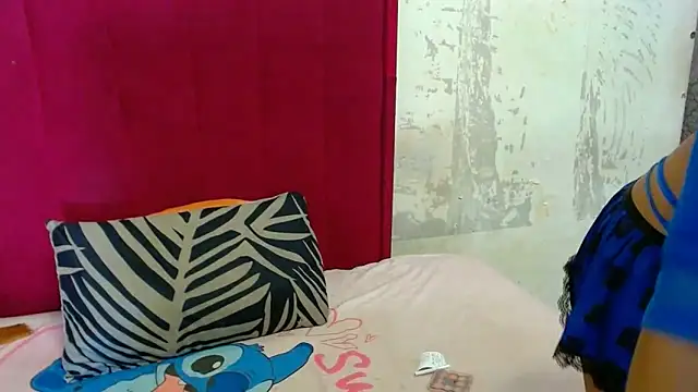 SexyChantyBabe25 online show from 04/28/26, 02:00
