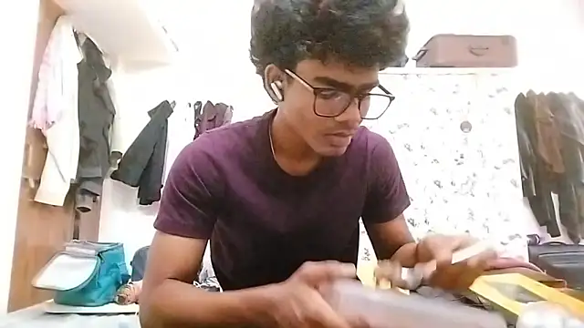 Rahulisagoodguy online show from 11/22/25, 09:41