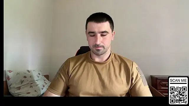 Snapshot of Hard_to_Obey chatting on 06/20/26, 10:40 Hard to Obey online show from 06/20/26, 10:40