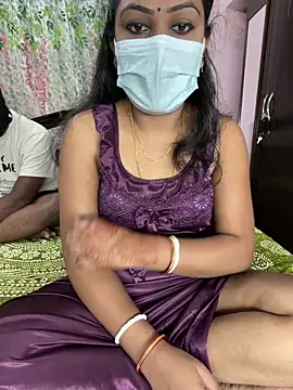 Snapshot of Lovlycouple1 chatting on 02/23/26, 03:48 Lovlycouple1 online show from 02/23/26, 03:48