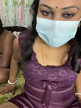 Snapshot of Lovlycouple1 chatting on 03/02/26, 09:05 Lovlycouple1 online show from 03/02/26, 09:05