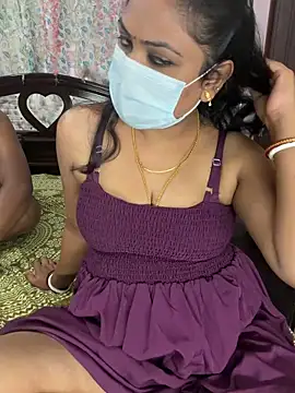 Snapshot of Lovlycouple1 chatting on 03/05/26, 05:36 Lovlycouple1 online show from 03/05/26, 05:36