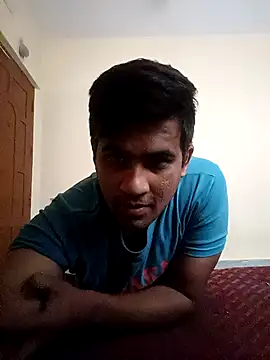 Snapshot of nareshrddd5 chatting on 11/18/25, 08:08 nareshrddd5 online show from 11/18/25, 08:08