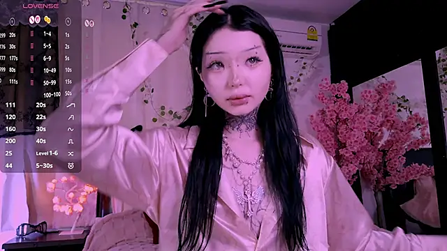 Lein Bone online show from 11/05/25, 12:21