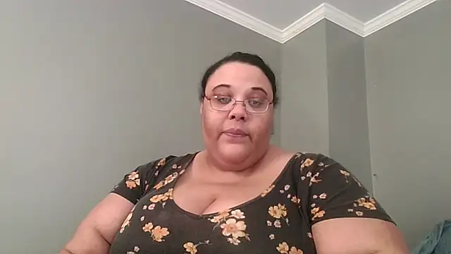 Snapshot of SexyBBW10790 chatting on 04/03/26, 02:04 SexyBBW10790 online show from 04/03/26, 02:04