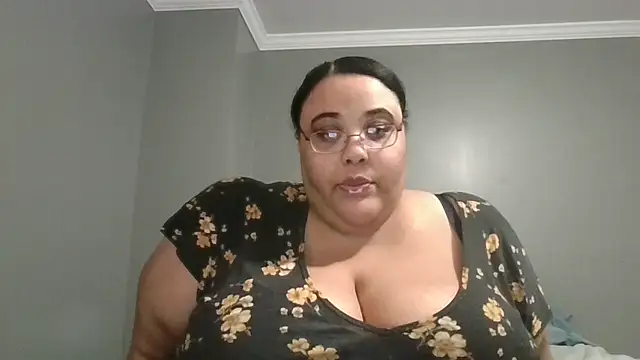 Snapshot of SexyBBW10790 chatting on 05/01/26, 11:31 SexyBBW10790 online show from 05/01/26, 11:31