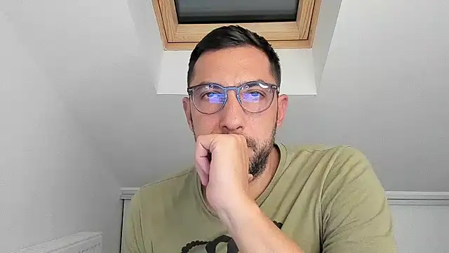 sweetoyboy777 online show from 10/08/25, 09:56