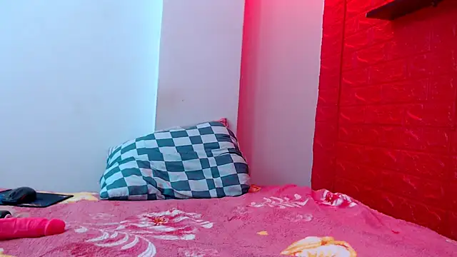 bdsmforever18 online show from 10/17/25, 01:20