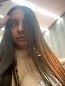 Anyssia online show from 11/13/25, 05:34