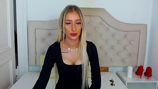 NatalieSensual online show from 10/25/25, 07:49