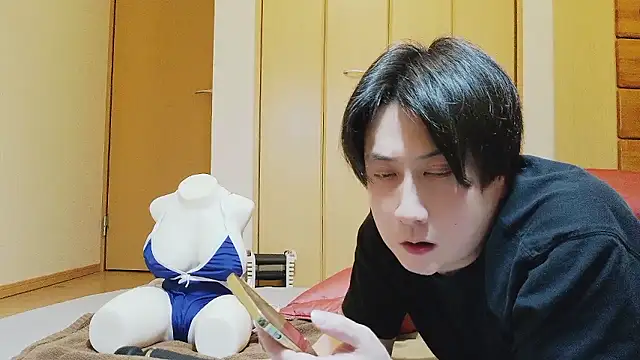 Snapshot of oyu_kun chatting on 03/25/26, 11:27 oyu kun online show from 03/25/26, 11:27