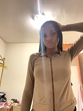 Snapshot of Sabryynna chatting on 11/18/25, 03:34 Sabryynna online show from 11/18/25, 03:34