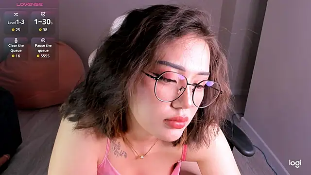 Momo Ayase  online show from 09/22/25, 02:19