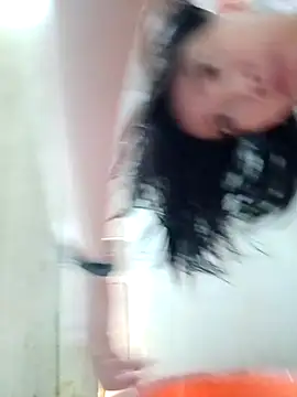 Snapshot of DauTay_hot chatting on 10/17/25, 06:05 DauTay hot online show from 10/17/25, 06:05