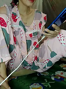 Snapshot of DauTay_hot chatting on 10/20/25, 01:06 DauTay hot online show from 10/20/25, 01:06