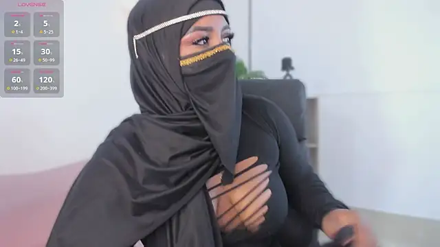 yasmin elite online show from 10/29/25, 09:22