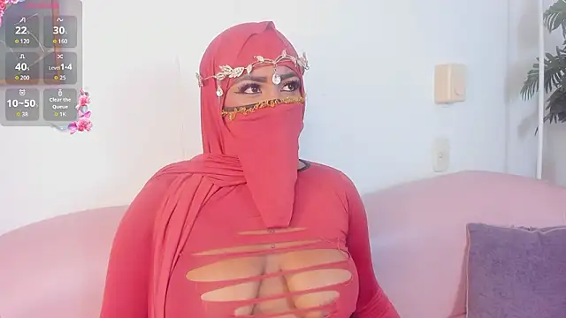 Snapshot of yasmin_elite chatting on 01/17/26, 10:42 yasmin elite online show from 01/17/26, 10:42