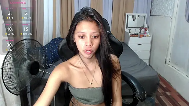 kourtneyluv  online show from 06/29/26, 05:35
