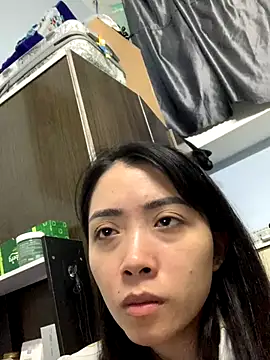 Minee1202 online show from 11/19/25, 04:18