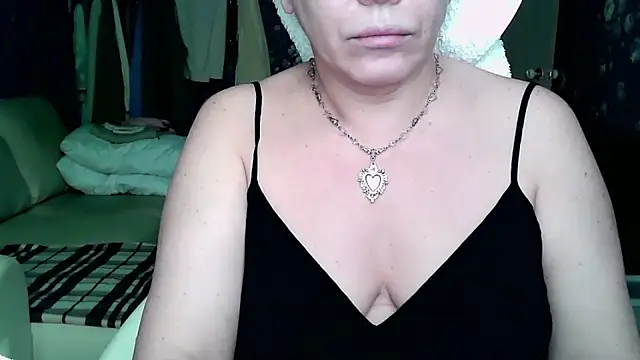 Snapshot of Monica-Mia chatting on 02/09/26, 09:13 Monica-Mia online show from 02/09/26, 09:13