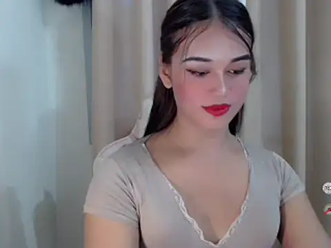 Snapshot of Anggeh_Slut chatting on 06/29/26, 10:21 Anggeh Slut online show from 06/29/26, 10:21