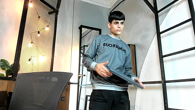 Dani mc1 online show from 10/23/25, 11:31