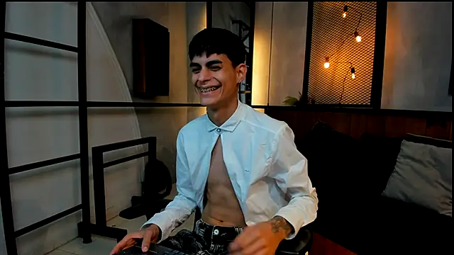 Dani mc1 online show from 11/25/25, 11:21