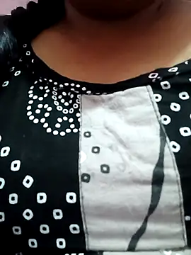 Exotic-bhabhi online show from 04/20/26, 12:08