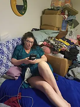 Butterfly50286 online show from 11/09/25, 03:49